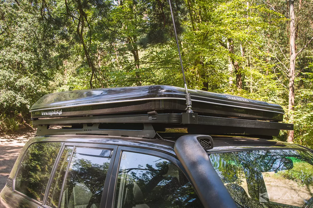 #10 Toyota Land Cruiser 100 by RAYO off road centrum 4x4