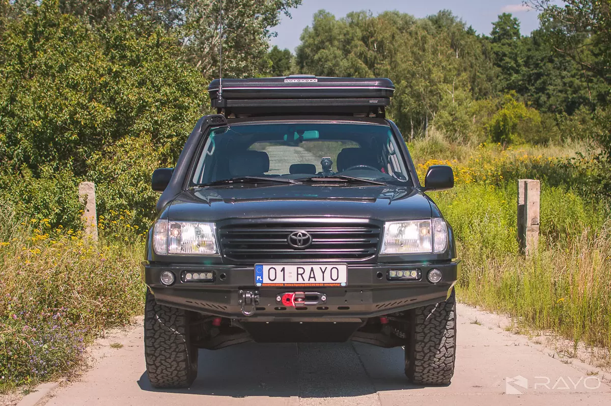 #10 Toyota Land Cruiser 100 by RAYO off road centrum 4x4