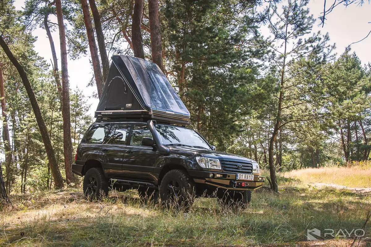 #10 Toyota Land Cruiser 100 by RAYO off road centrum 4x4