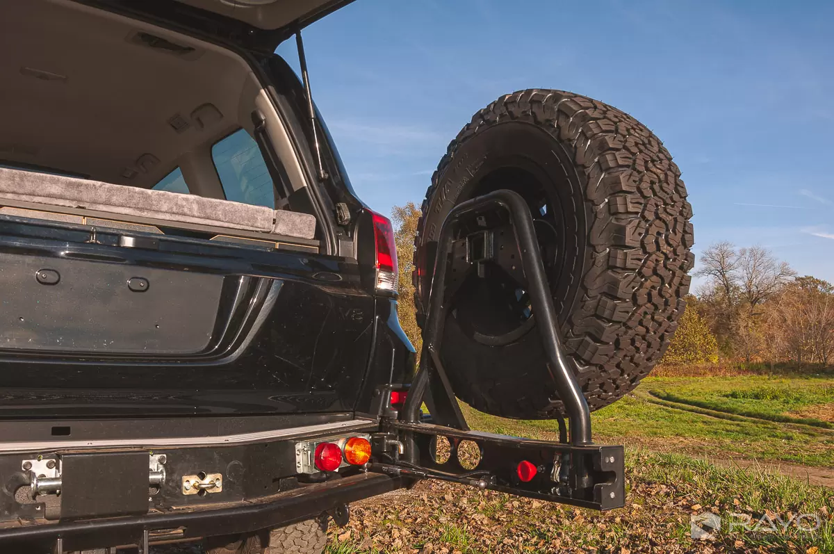 #12 Toyota Land Cruiser 200 by RAYO off road centrum 4x4