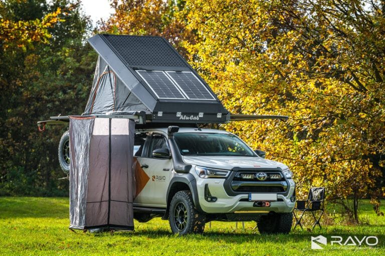 Overlanding Toyota Hilux by Rayo4x4