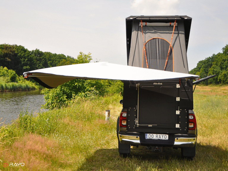 Toyota Hilux Alu-Cab ModCAP Camper